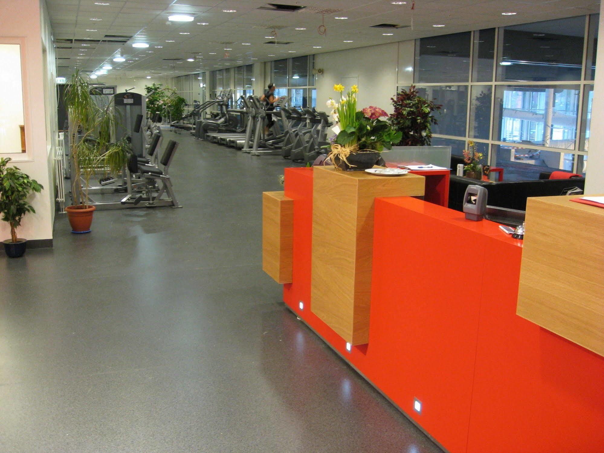Hotell Fritidsparken ชีนเอน ภายนอก รูปภาพ